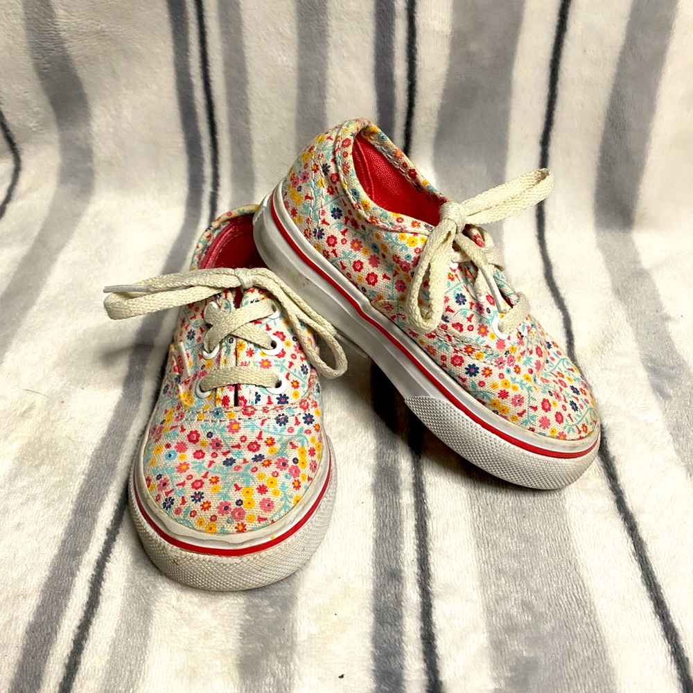 Toddler Size 5 Vans